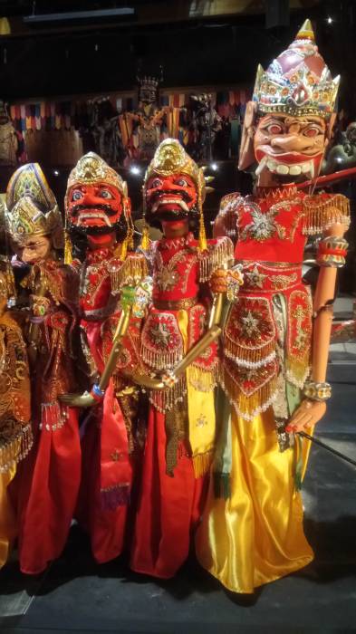 marionette_indonesiane_2.jpg marionette_indonesiane_2.jpg